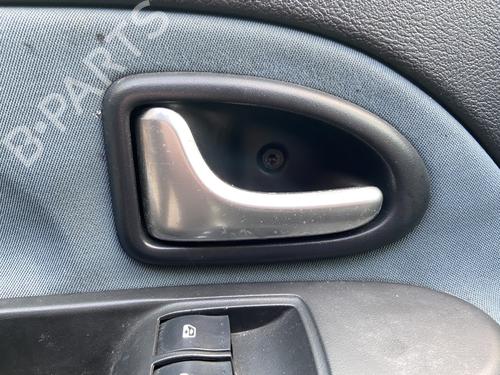 Used Front left interior door handle RENAULT CLIO II (BB_, CB_) 1.5 dCi (B/CB07) (65 hp) 31191076