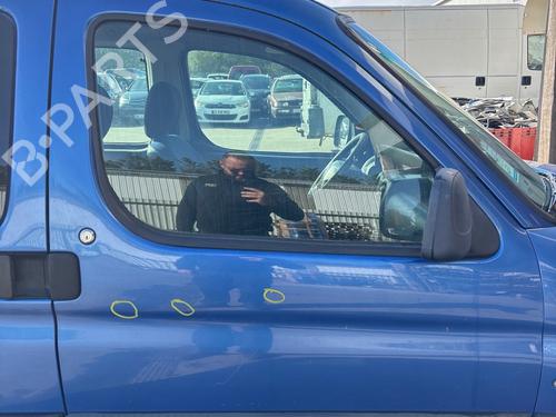 Used Front right door window Front right door window PEUGEOT PARTNER MPV (5_, G_) 1.9 D (69 hp) 40013375 40013375
