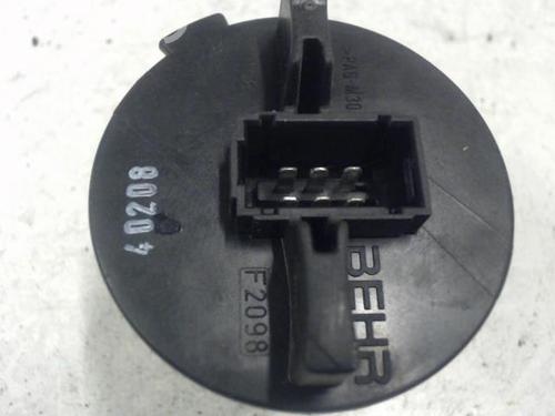 Used Heater resistor Heater resistor CITROËN C4 I (LC_) 1.4 16V (88 hp) 27127564 27127564