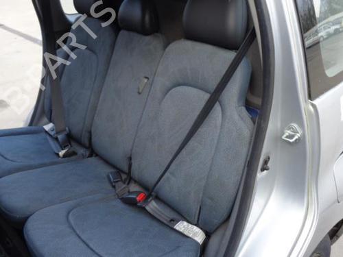 Sæde Bagtil TOYOTA YARIS VERSO (_P2_) 1.4 D-4D (NLP20_, NLP22_) (75 hp) 27121126