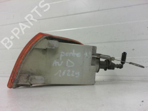 Used Right front indicator Right front indicator FIAT PUNTO (176_) 55 1.1 (54 hp) 27133375 27133375