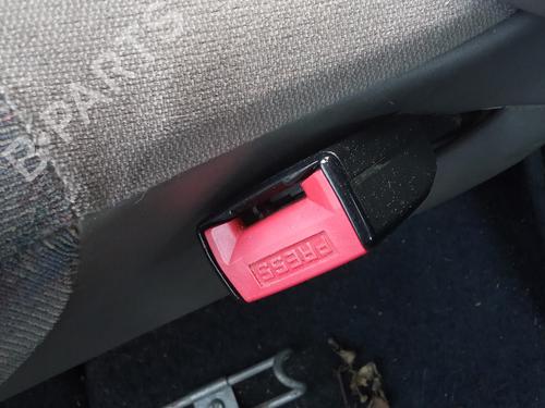 Used Seat buckle CITROËN XSARA PICASSO (N68) 2.0 HDi (90 hp) 27110376