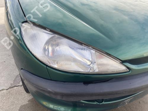 Used Right headlight PEUGEOT 206 Hatchback (2A/C) 1.4 i (75 hp) 30299814