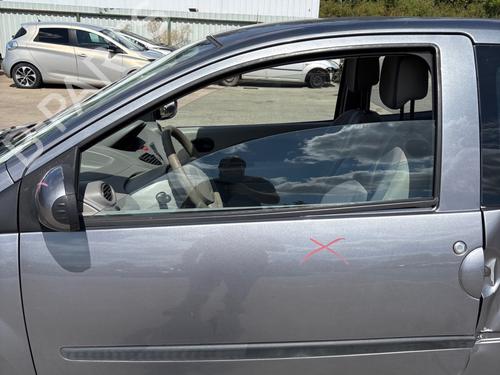 front-left-door-window-renault-twingo-ii-cn0_-2007-38724253 main image