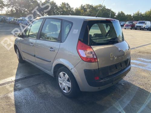 Used Rear axle RENAULT SCÉNIC II (JM0/1_) 1.6 (JM0C, JM0J, JM1B) (113 hp) 32121503