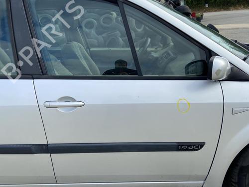 Used Right front door RENAULT GRAND SCÉNIC II (JM0/1_) 1.9 dCi (JM0G, JM12, JM1G, JM2C) (120 hp) 27115039