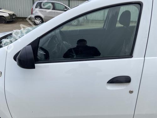 Used Left front door DACIA SANDERO II 1.0 SCe 75 (B8JC, B8JD, B8NC) (73 hp) 32493716