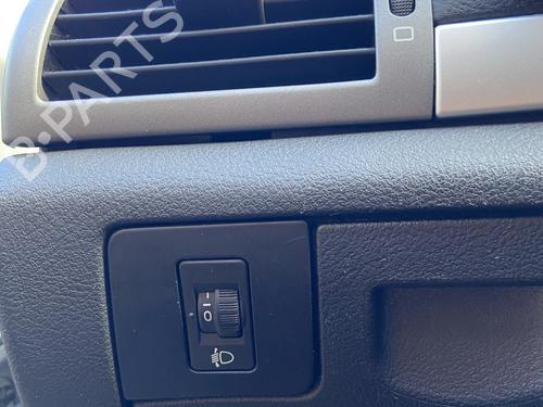 Forlygtekontakt PEUGEOT 407 (6D_) 1.6 HDi 110 (6D9HZC, 6D9HYC) (109 hp) 30084878