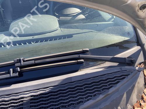 front-windshield-wiper-arm-renault-modus-grand-modus-fjp0_-2004-32729765 main image