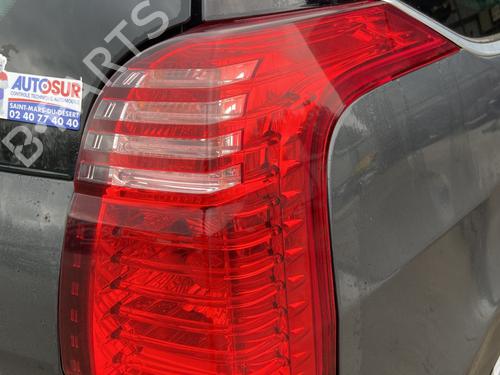 Used Right taillight PEUGEOT 5008 (0U_, 0E_) 1.6 HDi (112 hp) 32386950