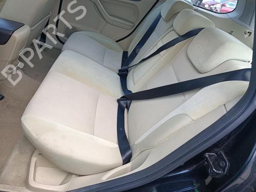 Used Headrest FORD FOCUS II Turnier (DA_, FFS, DS) 1.6 TDCi (109 hp) 27124224