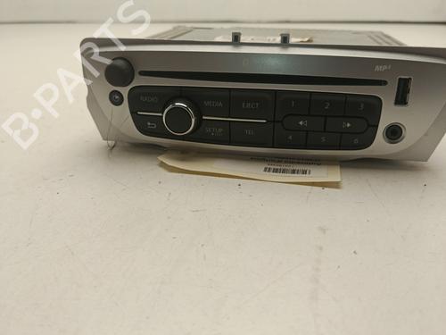 Used Radio Radio RENAULT MEGANE III Hatchback (BZ0/1_, B3_) 1.5 dCi (BZ09, BZ0D, BZ1W, BZ29, BZ14) (110 hp) 33315674 33315674