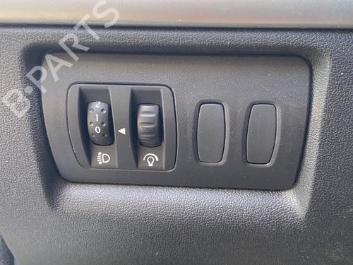 Mando luces RENAULT CLIO III (BR0/1, CR0/1) 1.5 dCi (C/BR0G, C/BR1G) (68 hp) 32864836