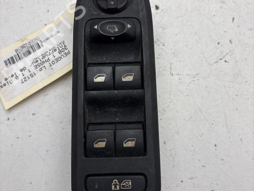Used Left front window switch Left front window switch 33218746 33218746