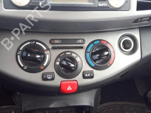 Used Warning switch NISSAN MICRA III (K12) 1.2 16V (80 hp) 27135693