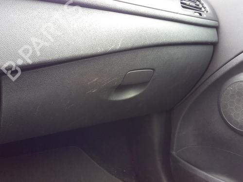 Used Glove box RENAULT MEGANE III Grandtour (KZ0/1) 1.5 dCi (KZ09, KZ0D, KZ1G, KZ29, KZ14, KZ1W, KZ10, KZ1F,... (110 hp) 27103608