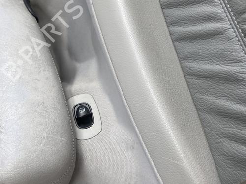 Used Left rear window switch MERCEDES-BENZ CLK (C209) CLK 270 CDI (209.316) (170 hp) 28473869