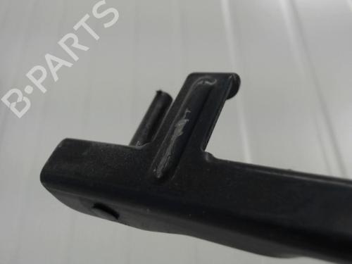 Used Front windshield wiper arm Front windshield wiper arm PEUGEOT 207 (WA_, WC_) 1.4 HDi (68 hp) 27117524 27117524