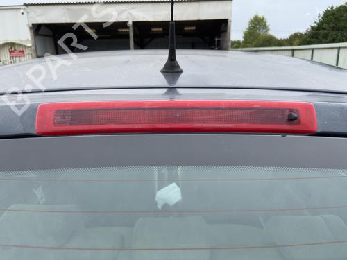 Used Third brake light RENAULT CLIO III (BR0/1, CR0/1) 1.5 dCi (BR17, CR17) (86 hp) 28823682