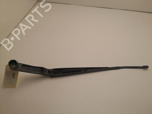 Front windshield wiper arm RENAULT KADJAR (HA_, HL_) 1.5 dCi 110 (HLA3) | BP27136261C143 