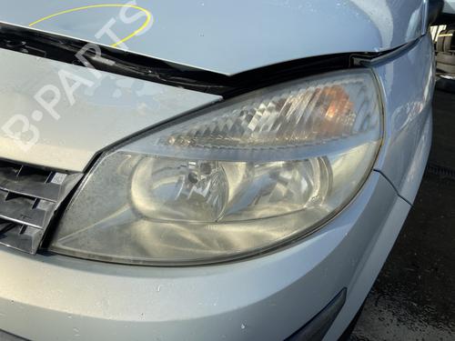 Phare gauche RENAULT SCÉNIC II (JM0/1_) 1.9 dCi (JM0G, JM12, JM1G, JM2C) (120 hp) 31757193