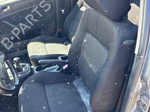 Sedile anteriore sinistro Sedile anteriore sinistro VW PASSAT B5.5 (3B3) [2000-2005] 35961805 35961805