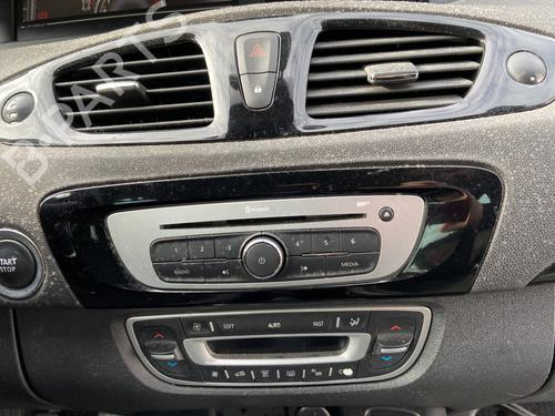 Bouton de warning RENAULT SCÉNIC III (JZ0/1_) 1.5 dCi (JZ02, JZ0R) (95 hp) 31279811