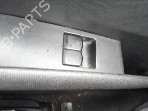 Used Left front window switch NISSAN MICRA III (K12) 1.2 16V (80 hp) 27135703