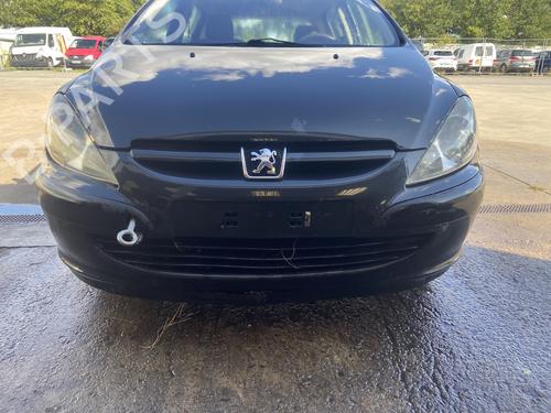 Used Front bumper PEUGEOT 307 (3A/C) 1.4 HDi (68 hp) 28525701