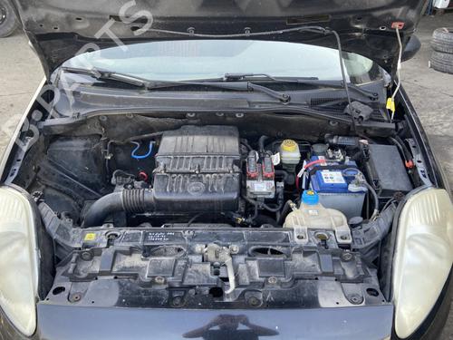 Used Air filter box Air filter box FIAT GRANDE PUNTO (199_) [2005-2026] 33570406 33570406