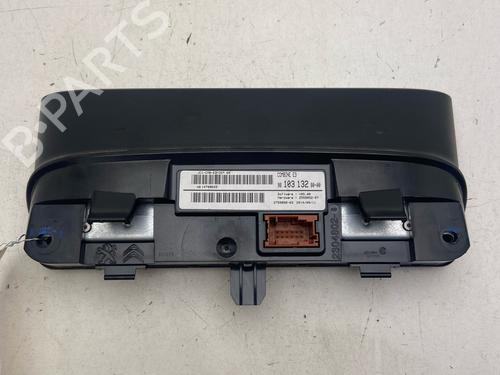 Used Instrument cluster Instrument cluster CITROËN C4 CACTUS 1.6 HDi 90 (92 hp) 30329020 30329020