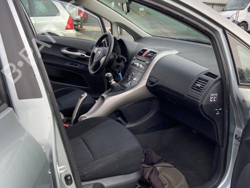 Gummiliste TOYOTA AURIS (_E15_) 2.0 D-4D (ADE150_, ADE150R) (126 hp) 32087879