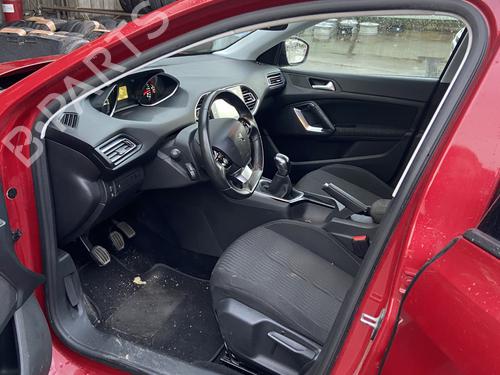 Used Rubber door seal PEUGEOT 308 II (LB_, LP_, LW_, LH_, L3_) 1.6 HDi / BlueHDi 115 (115 hp) 32022593