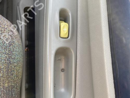 right-front-window-switch-renault-twingo-i-c06_-1993-1994-1995-1996-1997-1998-1999-2000-2001-2002-2003-2004-2005-2006-2007-2008-2009-2010-2011-2012-30544068 main image