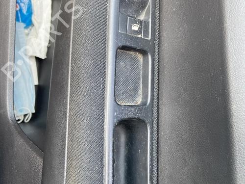 Used Right front window switch Right front window switch 38926252 38926252