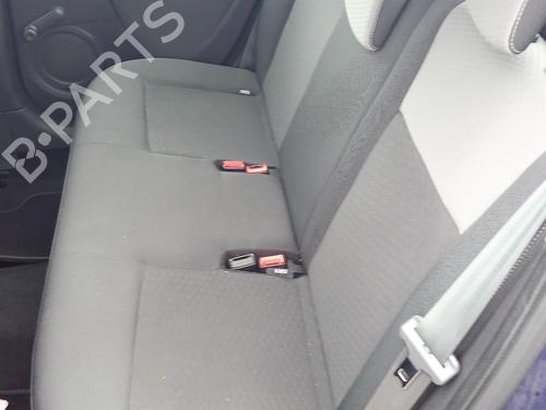 Sæde Bagtil RENAULT CLIO III (BR0/1, CR0/1) 1.5 dCi (C/BR0G, C/BR1G) (68 hp) 27111123