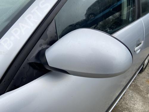 Used Left mirror SEAT IBIZA III (6L1) 1.9 TDI (100 hp) 30884271
