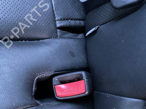 Boucle de ceinture de sécurité TOYOTA AVENSIS (_T25_) 2.2 D-CAT (ADT251_, ADT251R) (177 hp) 32135729