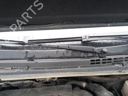 Used Front windshield wiper arm CITROËN C5 II (RC_) 2.0 HDi (RCRHRH) (136 hp) 27143481