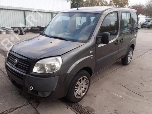 Used Front bumper reinforcement FIAT DOBLO MPV (119_, 223_) 1.9 D Multijet (120 hp) 27120367