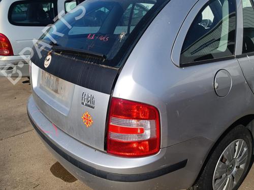 Højre baglygte SKODA FABIA I Combi (6Y5) 1.4 16V (75 hp) 27124319