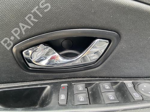Used Rear left interior door handle RENAULT MEGANE III Grandtour (KZ0/1) 1.5 dCi (KZ09, KZ0D, KZ1G, KZ29, KZ14, KZ1W, KZ10, KZ1F,... (110 hp) 32030488