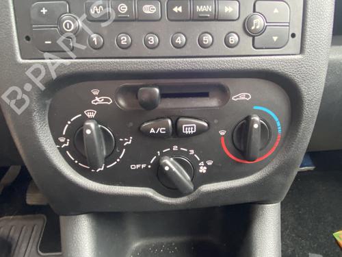 Used Climate control PEUGEOT 206+ (2L_, 2M_) 1.4 i (73 hp) 32993326