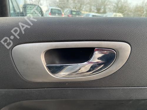Używane Klamka wewnętrzna drzwi tylnych prawych PEUGEOT 307 Break (3E) 2.0 HDI 110 (107 hp) 30874333