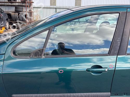 Used Front left quarter glass Front left quarter glass 38764112 38764112