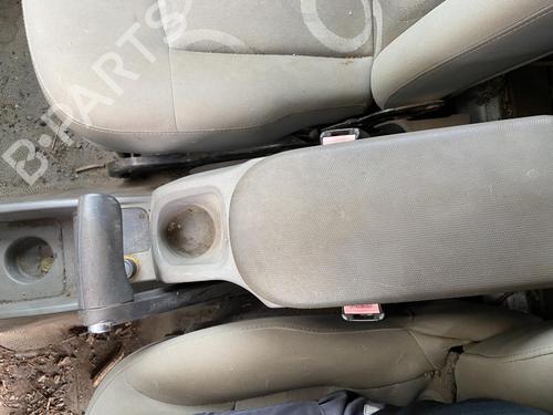 Used Hand brake RENAULT KANGOO / GRAND KANGOO II (KW0/1_) 1.5 dCi 90 (KW05, KW08, KW0G, KW11) (90 hp) 27107371
