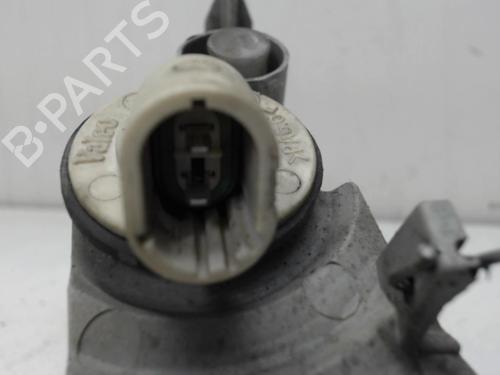 Blinklys fortil højre RENAULT TRAFIC II Van (FL) 1.9 dCi 80 (FL0B) (82 hp) 27118664
