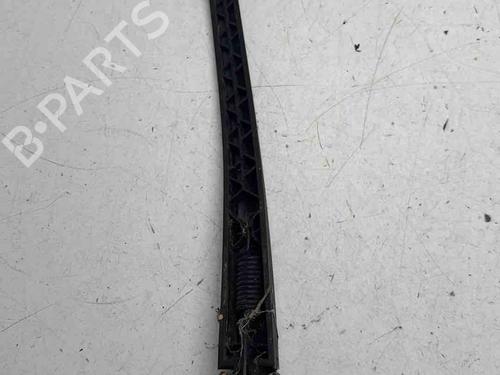 Used Rear windshield wiper arm Rear windshield wiper arm PEUGEOT 206+ (2L_, 2M_) 1.4 i (73 hp) 36528134 36528134
