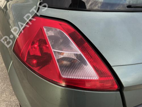 Used Left taillight Left taillight RENAULT MEGANE II (BM0/1_, CM0/1_) 1.6 16V (BM0C, CM0C) (113 hp) 33569988 33569988