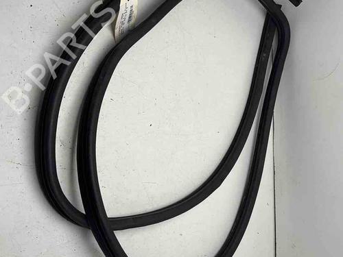 rubber-door-seal-citroen-saxo-s0-s1-1996-1997-1998-1999-2000-2001-2002-2003-2004-36684511 main image